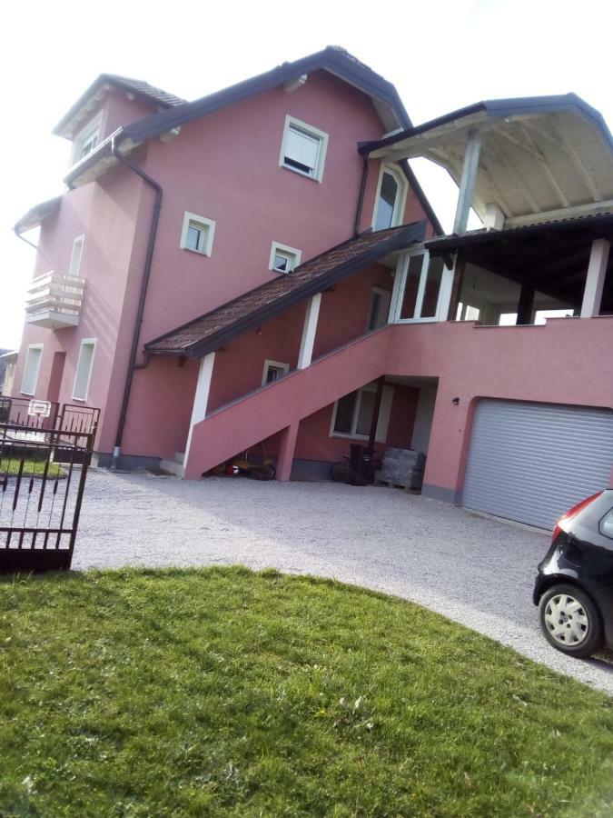 Studio Apartman Zagreb Horvati Rakov Potok Bagian luar foto